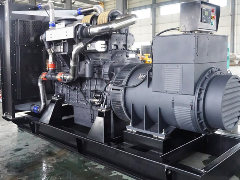 上柴900KW发电机组
